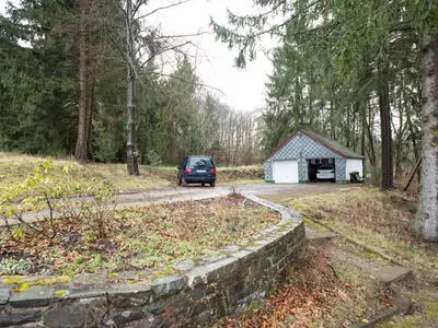 Ferienhaus Waldhaus Anne Parkplatz