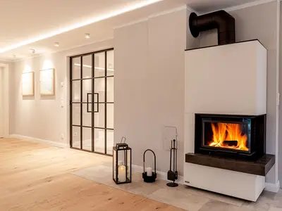 Kamin-/Ofen