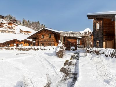 Außenseite Ferienhaus [Winter]