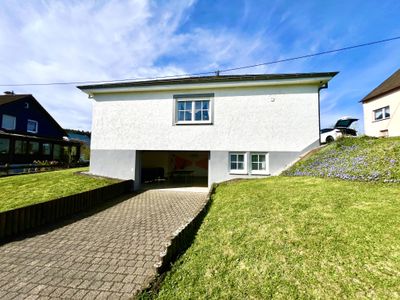 Einfahrt zur Garage