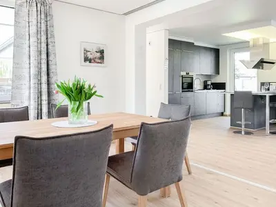 Ferienhaus für 6 Personen (115 m²) in Niendorf/Ostsee 1/10