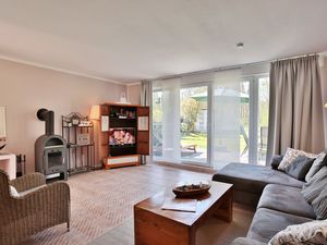 23971315-Ferienhaus-3-Niendorf/Ostsee-300x225-2