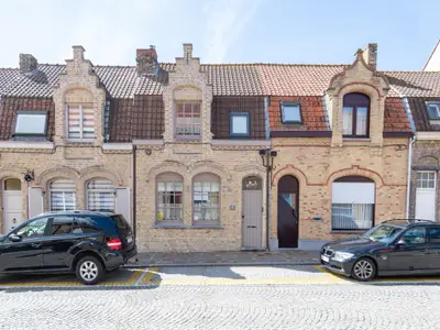 Außenseite Ferienhaus [Sommer]