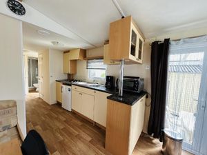 24023782-Ferienhaus-6-Nieuwvliet-300x225-5