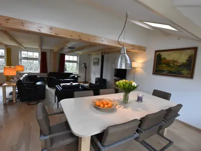 DiningRoom