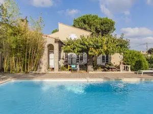 Ferienhaus für 10 Personen (250 m²) in Nîmes