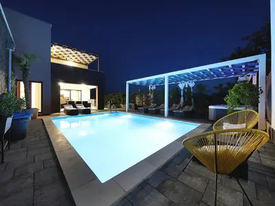 pool