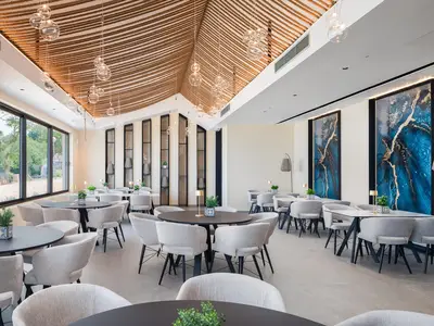 DiningRoom