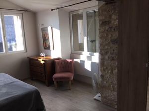 23566166-Ferienhaus-4-Noailles-300x225-5