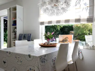 DiningRoom