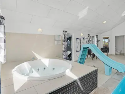 hot-tub