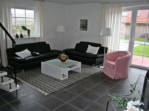 23952985-Ferienhaus-6-Norden-300x225-1