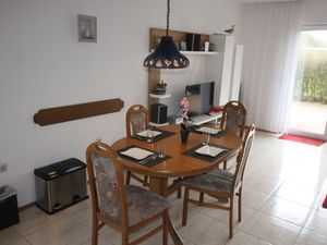 23882226-Ferienhaus-4-Norden Norddeich-300x225-5