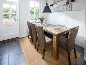 23339931-Ferienhaus-5-Norderney-300x225-4