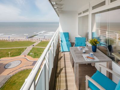 Balkon mit Blick zum Strand