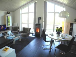 23471833-Ferienhaus-4-Nordhorn-300x225-3