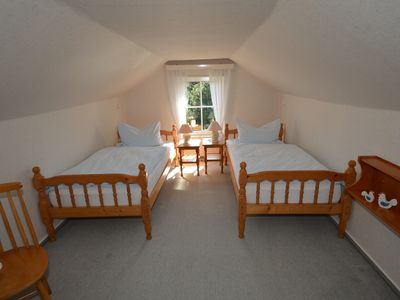 2. Schlafzimmer in "Sperlingshöh"