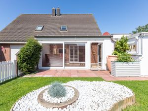 23966968-Ferienhaus-4-Nordstrand-300x225-1