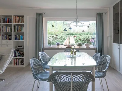 DiningRoom