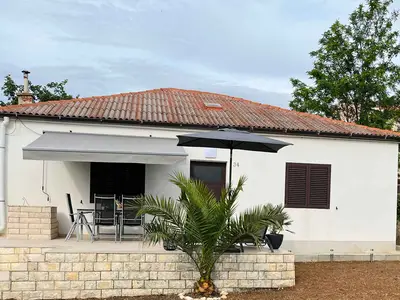Ferienhaus für 6 Personen (70 m²) in Novalja 7/10