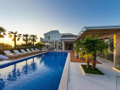 pool