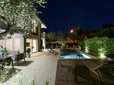pool