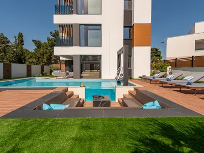 pool