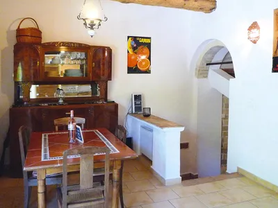 DiningRoom