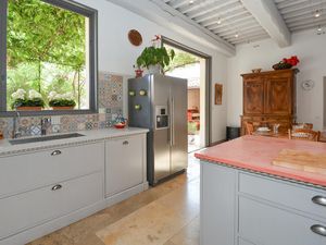 24060464-Ferienhaus-10-Noves-300x225-3