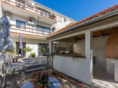 Ferienhaus für 12 Personen (300 m²) in Novi Vinodolski 4/10