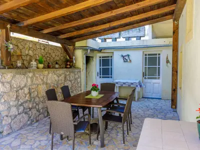 Ferienhaus für 6 Personen (130 m²) in Novi Vinodolski 4/10