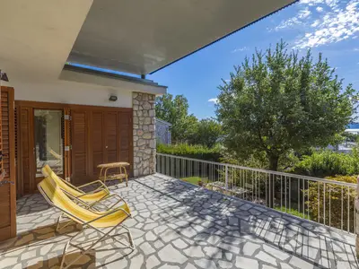 Ferienhaus für 8 Personen (90 m²) in Novi Vinodolski 1/10