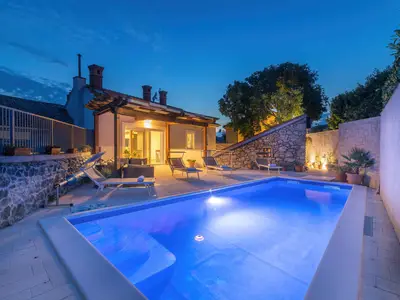 Ferienhaus für 10 Personen (245 m²) in Novi Vinodolski 3/10