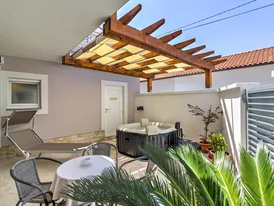 Ferienhaus für 10 Personen (245 m²) in Novi Vinodolski 6/10