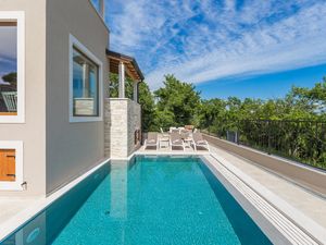 23950344-Ferienhaus-6-Novigrad-300x225-4