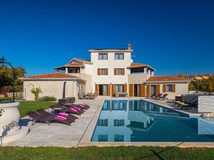 23950511-Ferienhaus-14-Novigrad-300x225-2