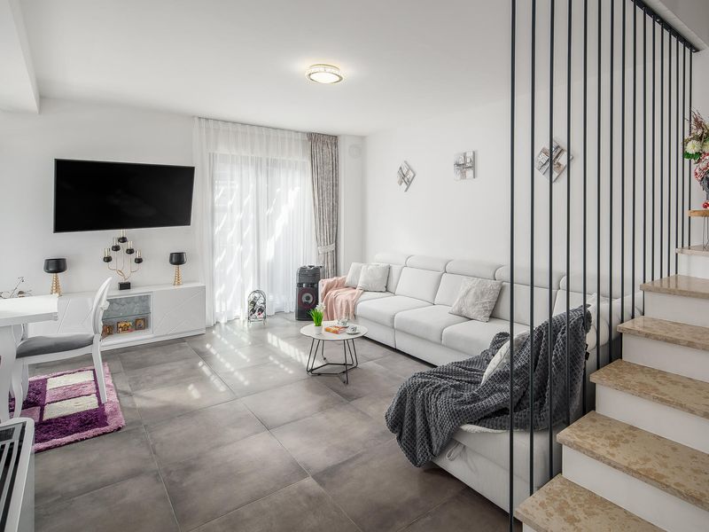 23745675-Ferienhaus-8-Novigrad-800x600-2