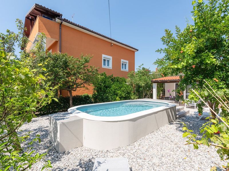 23987258-Ferienhaus-3-Novigrad-800x600-1