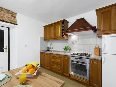 Ferienhaus für 6 Personen (120 m²) in Novigrad 3/10