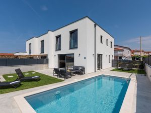 Ferienhaus für 8 Personen (120 m²) in Novigrad (Istra)