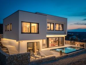 Ferienhaus für 8 Personen (190 m²) in Novigrad (Zadar)