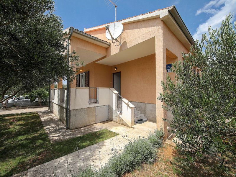 23843322-Ferienhaus-8-Novigrad (Zadar)-800x600-1