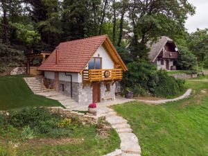 23708456-Ferienhaus-3-Novo Mesto-300x225-0