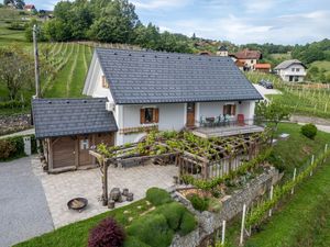 24045364-Ferienhaus-6-Novo Mesto-300x225-1