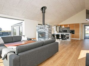 19366225-Ferienhaus-12-Nr. Lyngby-300x225-1