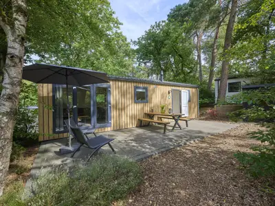 Außenseite Ferienhaus [Sommer]