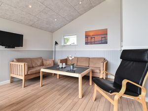 23740855-Ferienhaus-4-Nyborg-300x225-2