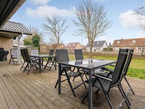 23762570-Ferienhaus-8-Nyborg-300x225-1