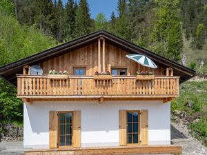 24017266-Ferienhaus-7-Oberaudorf-300x225-1