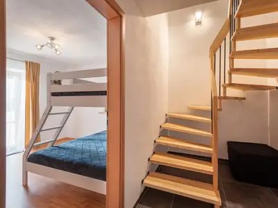 Treppenhaus mit Zugang zum Schlafzimmer